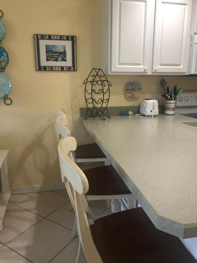 Beach Bungalow At Ocean Village Fort Pierce Exteriör bild