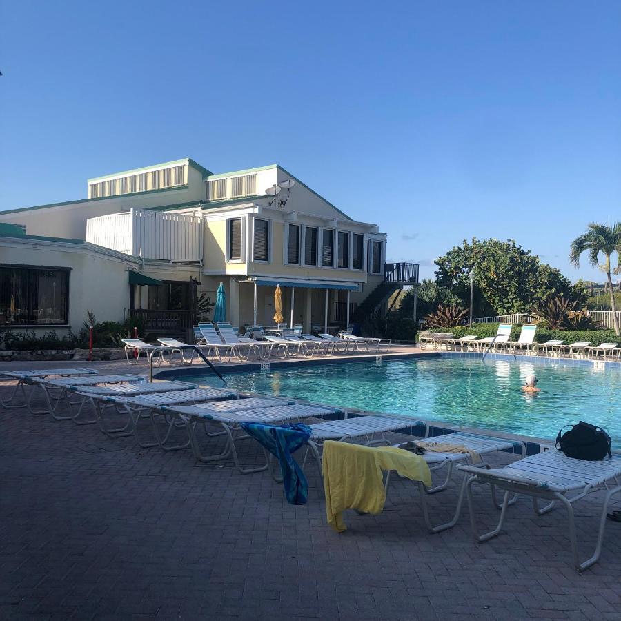 Beach Bungalow At Ocean Village Fort Pierce Exteriör bild